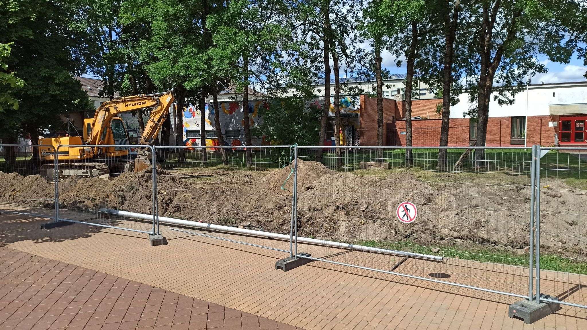 Vaikų žaidimo aikštelės atnaujinimo darbai