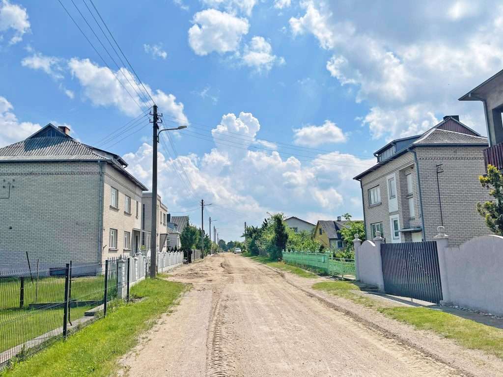 Prieš