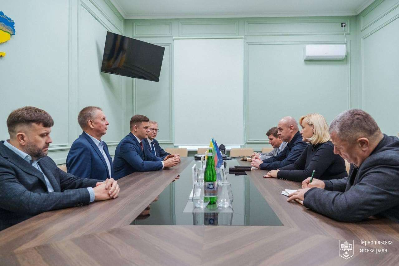 Tauragės savivaldybės delegacija Ternopilyje