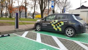 Elektromobilių įkrovimo stotelė
