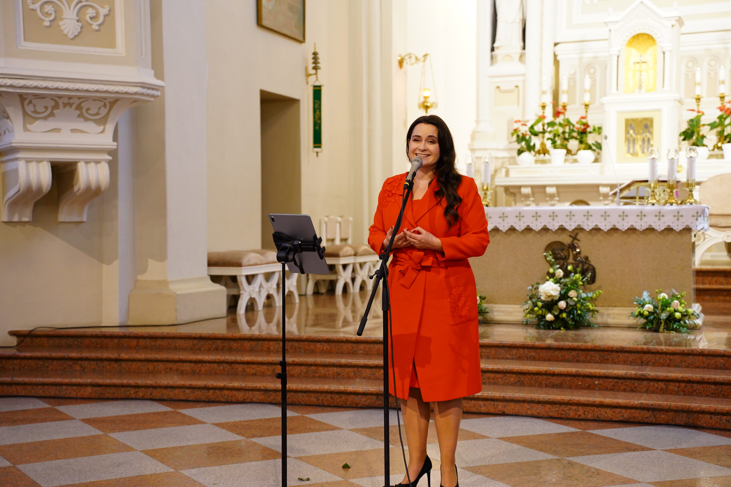 Evelinos Sašenko muzikinis pasirodymas